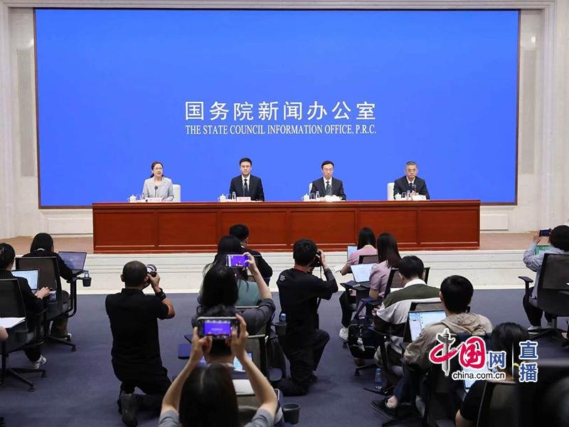 解码上半年外汇收支:涉外收支破9万亿美元、人民币占比过半